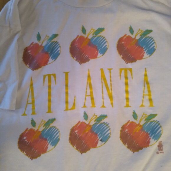 Vintage Atlanta Spell Out Peaches Illustration Tee - Picture 1 of 8